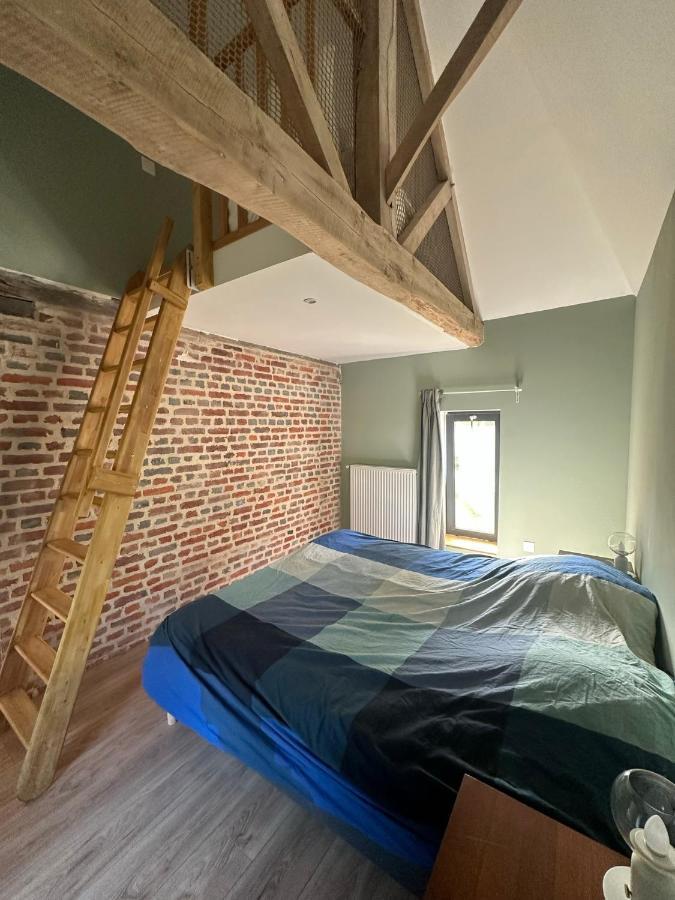 Gite Confortable Au Milieu Des Pres - La Ferme De Montigny Neauphe-Sur-Dive 外观 照片